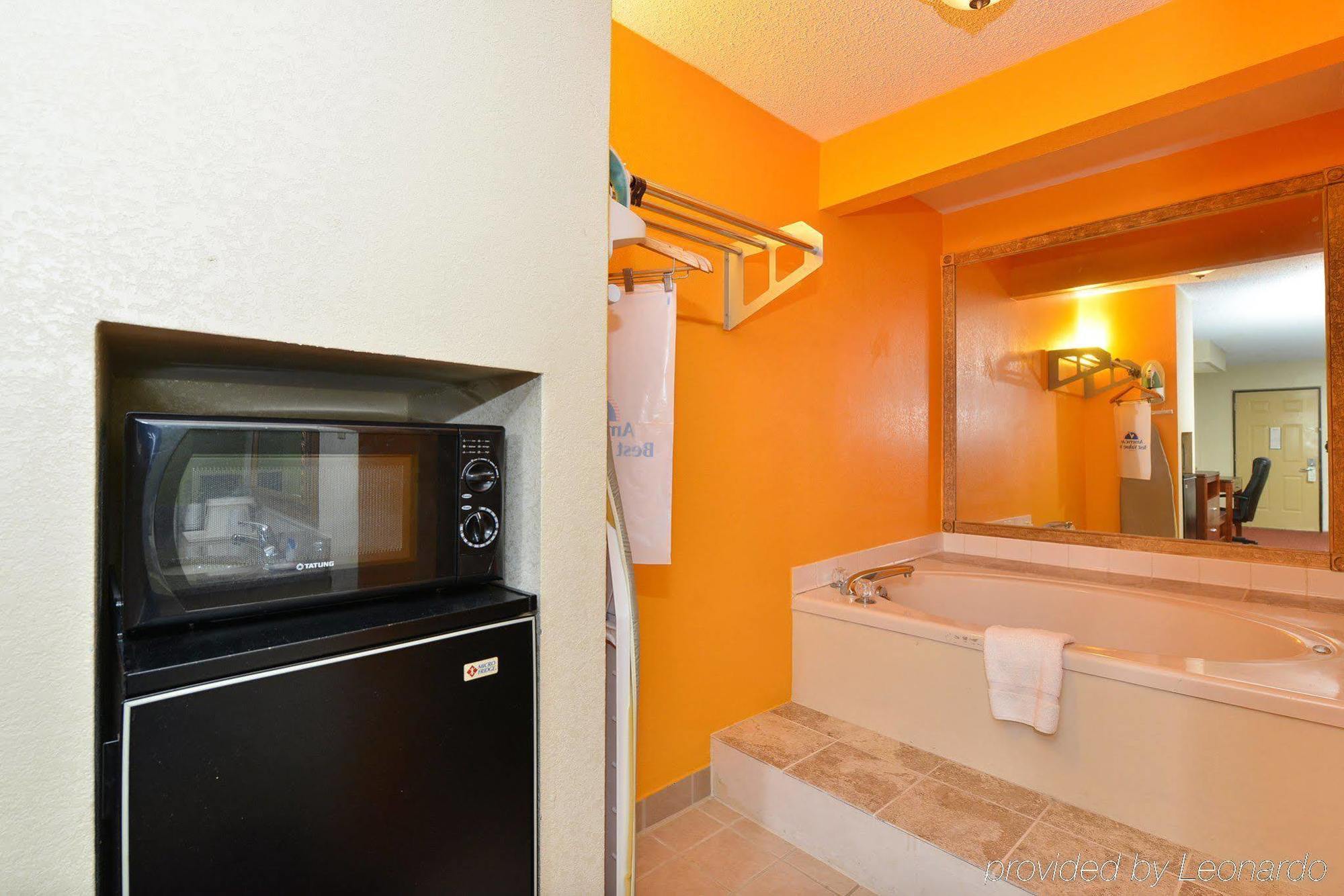 Americas Best Value Inn - Brookhaven Exterior photo